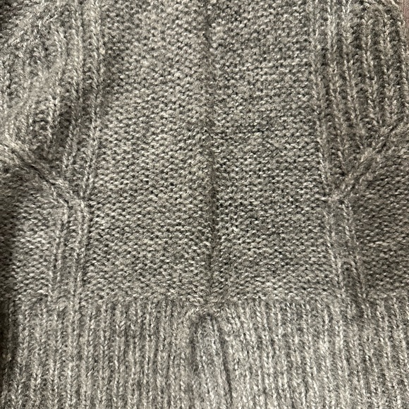 JOSIE Pullover Sweater Size L NEW - Picture 3 of 6